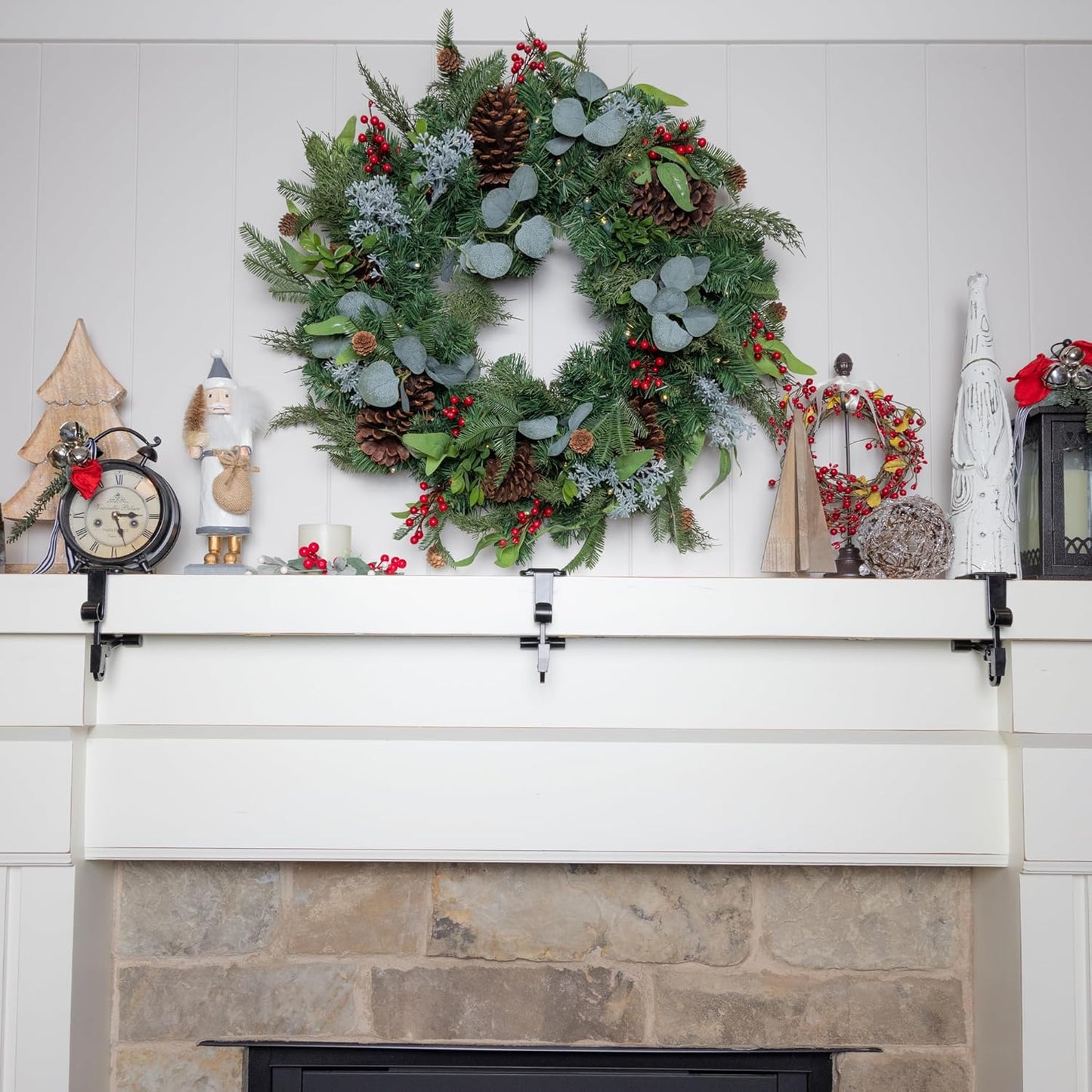 🎄 50% OFF Fireplace Stocking & Garland Hanger – Perfect Christmas Decor!